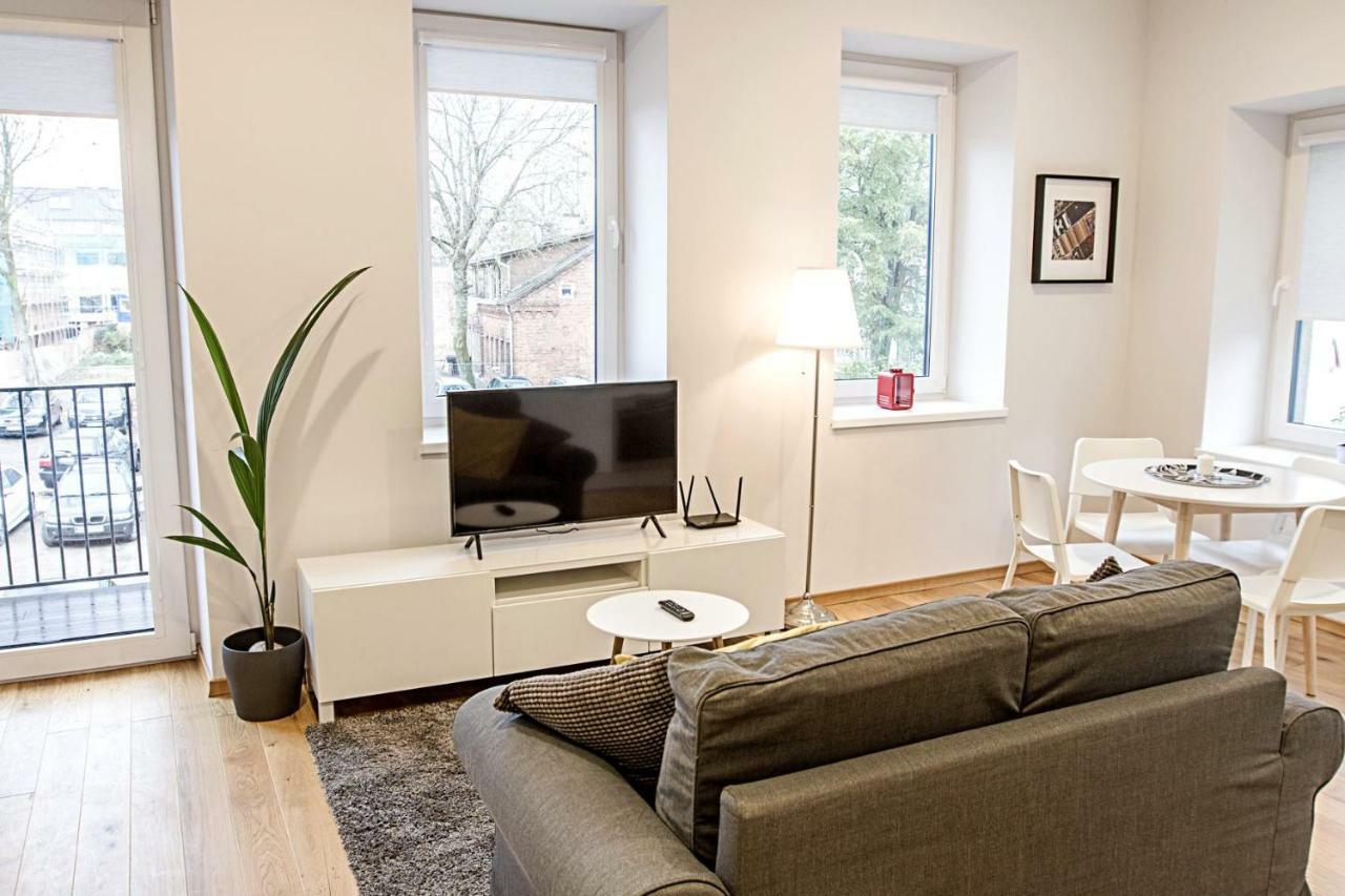 Modern 1Bd Apartment In Old Town By Hostlovers 考纳斯 外观 照片