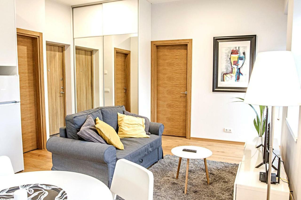 Modern 1Bd Apartment In Old Town By Hostlovers 考纳斯 外观 照片